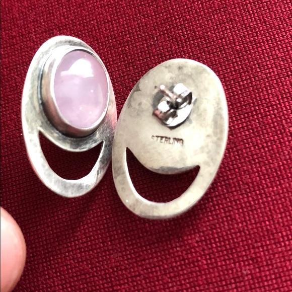 Cabochon light pink opal sterling silver earrings - Picture 3 of 5